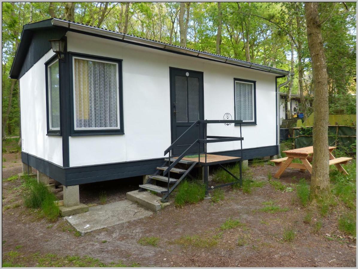 DDR Bungalow direkt am Strand auf Rügen Dranske Exterior foto